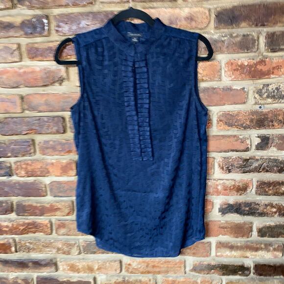 Ann Taylor Navy Blue Sleeveless Semi-Sheer Keyhole Bust Blouse Women's Size XS - Picture 1 of 6